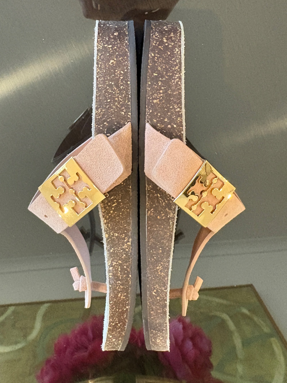 Tory Burch Mellow T-Strap Sandal Size 9.5 Suede Malva / Avola Pink Color - Picture 8 of 14